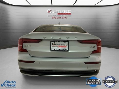 Used 2025 Volvo S60 B5 Core image 9