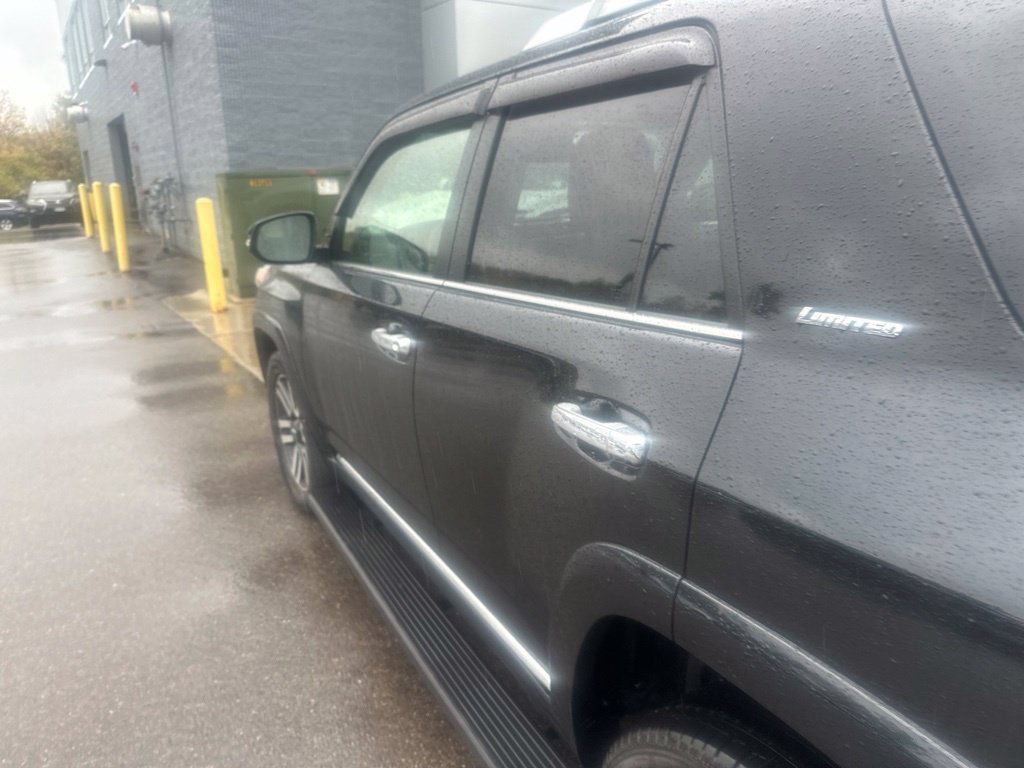 Used 2021 Toyota 4Runner Limited AWD/4WD image 20