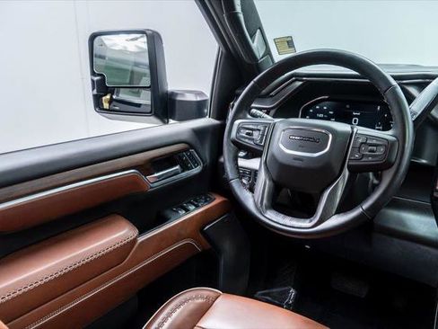 Used 2024 GMC Sierra 2500 Denali Ultimate w/ Max Trailering Package AWD/4WD image 35