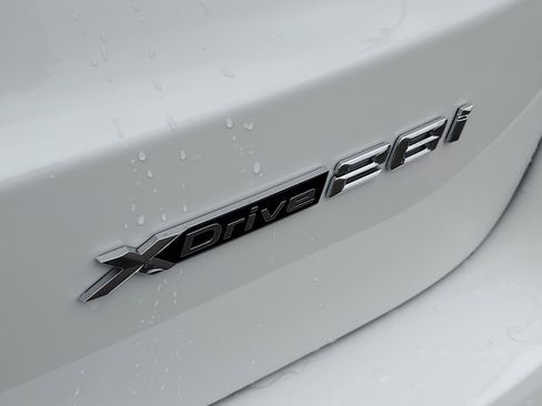 New 2026 BMW X1 xDrive28i w/ Convenience Package image 30