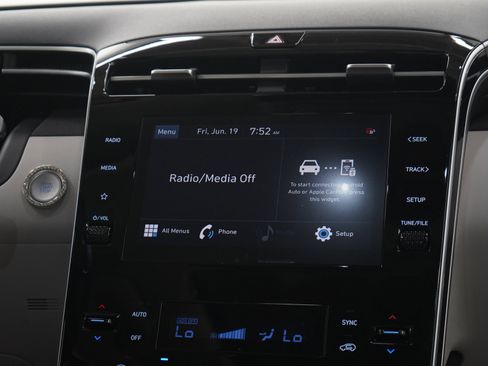 Used 2022 Hyundai Tucson SEL w/ Convenience + Premium Package FWD image 15