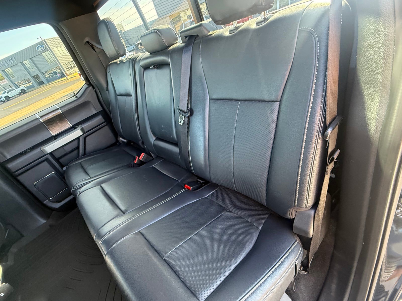 Used 2022 Ford F250 Lariat w/ Lariat Ultimate Package AWD/4WD image 15