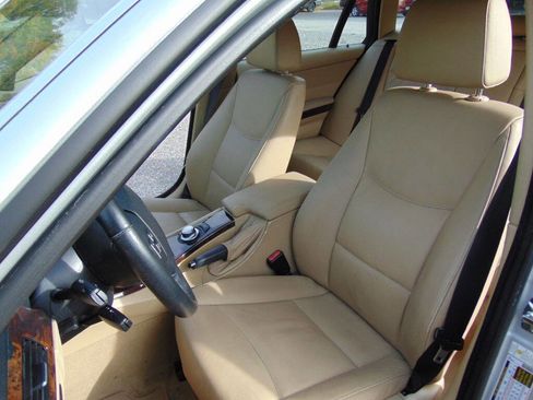 Used 2007 BMW 328xi Wagon image 23