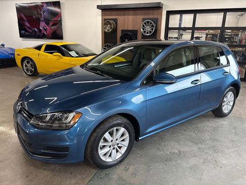 Used 2015 Volkswagen Golf S w/ Lighting Package image 3