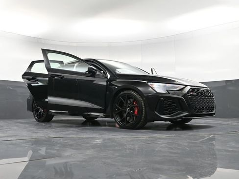 Used 2024 Audi RS 3 image 40