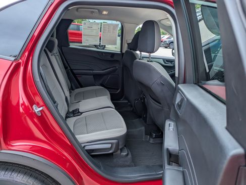 Certified 2022 Ford Escape SE w/ Convenience Package FWD image 35