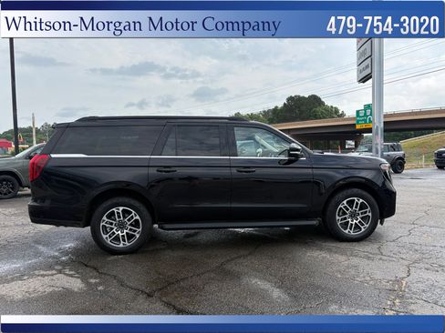 Used 2025 Ford Expedition Max Active AWD/4WD image 5