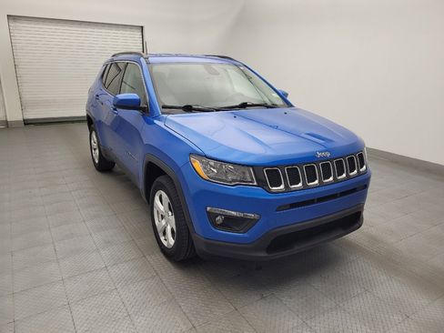 Used 2017 Jeep Compass Latitude w/ Popular Equipment Group AWD/4WD image 13