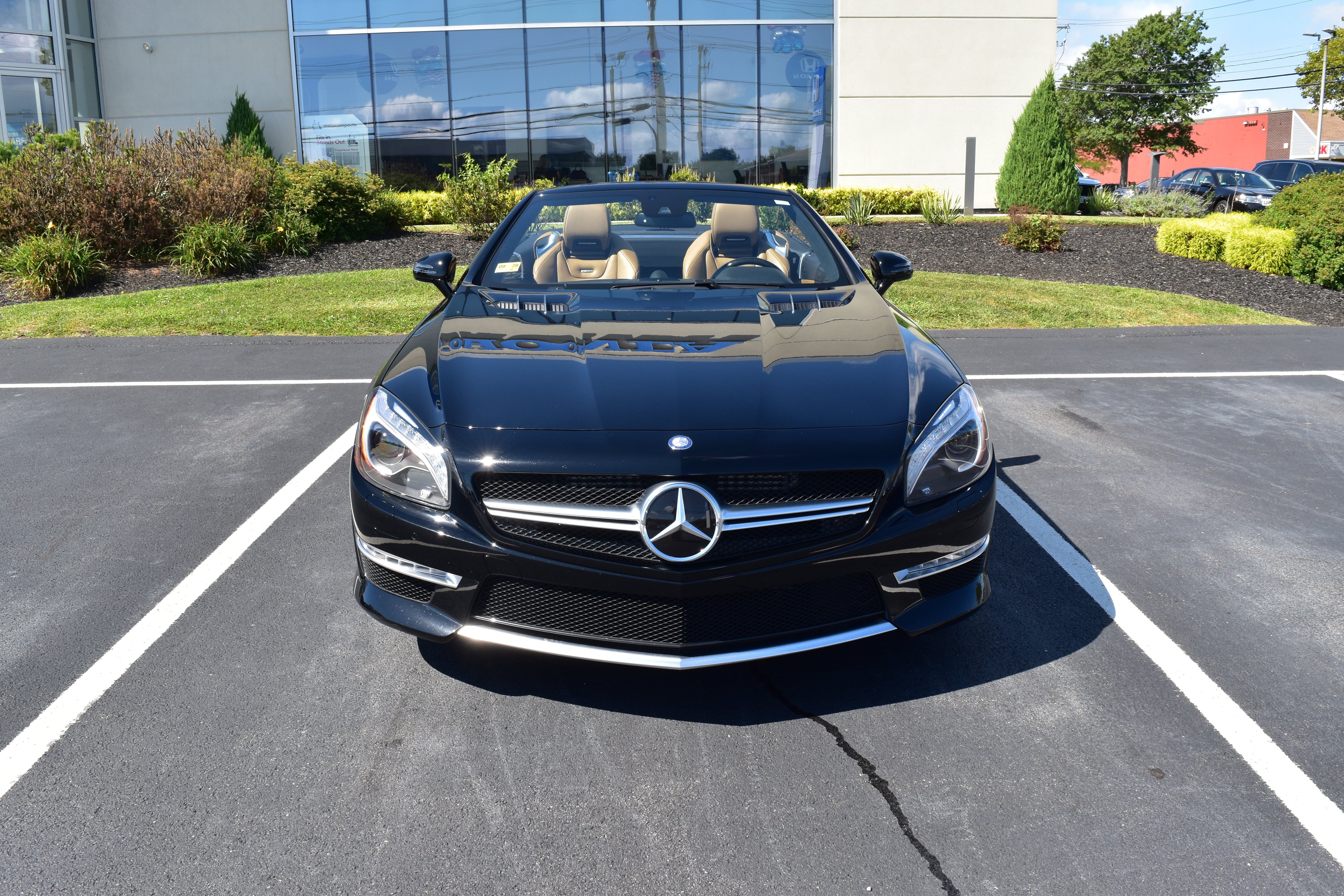 Used 2014 Mercedes-Benz SL 63 AMG image 6