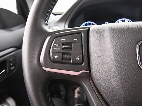 Certified 2025 Honda Ridgeline RTL image 22