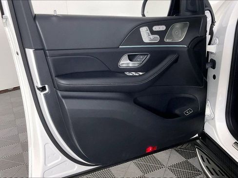 Certified 2023 Mercedes-Benz GLS 450 4MATIC image 15