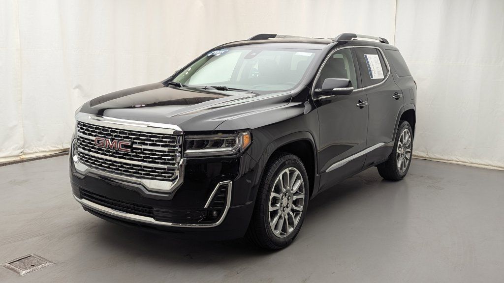 Used 2023 GMC Acadia Denali w/ LPO, Floor Liner Package FWD image 5