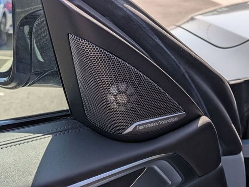 Certified 2025 BMW M4 CS AWD/4WD image 12