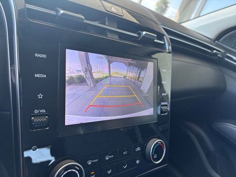 Used 2022 Hyundai Tucson SEL image 18