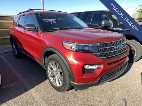Used 2022 Ford Explorer XLT w/ Equipment Group 202A AWD/4WD image 6