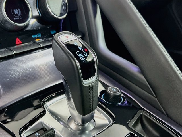 Used 2021 Jaguar F-TYPE Coupe RWD image 14
