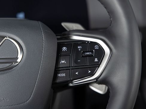 Used 2025 Lexus GX 550 image 33