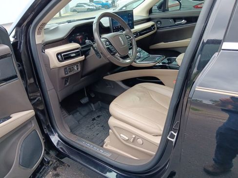 Used 2021 Lincoln Nautilus Reserve AWD/4WD image 28