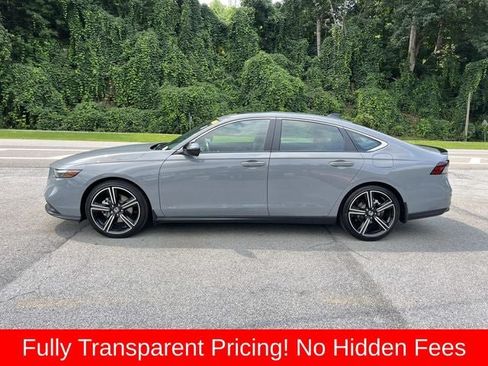 Used 2025 Honda Accord Sport image 7