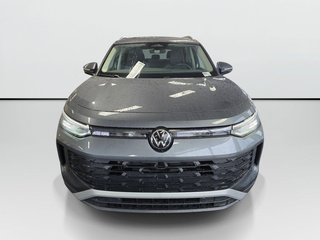 New 2026 Volkswagen Tiguan SE AWD/4WD image 9