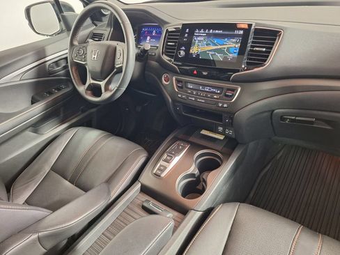 Used 2023 Honda Passport TrailSport image 28