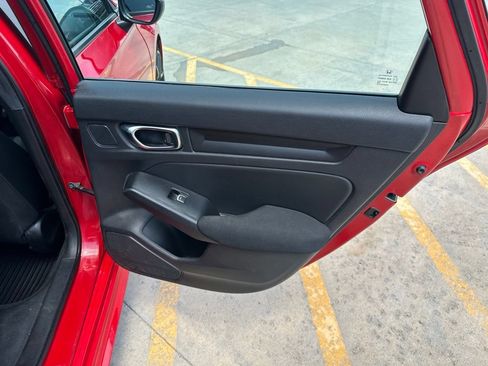 Used 2022 Honda Civic Sport image 24