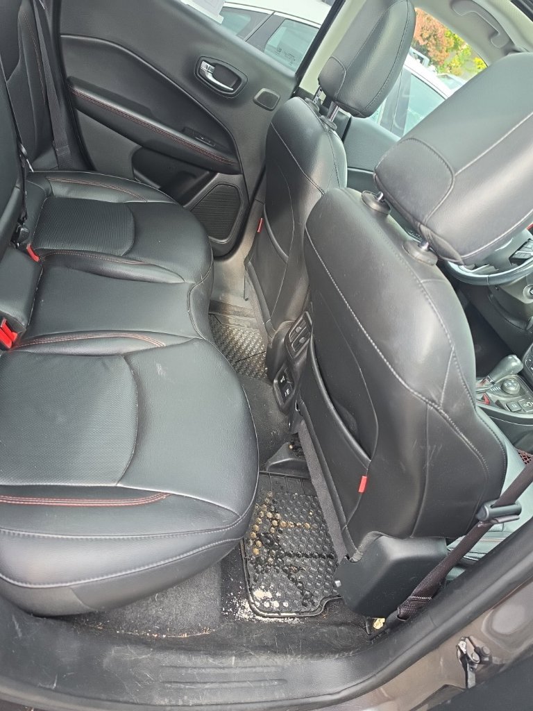 Used 2019 Jeep Compass Trailhawk w/ Leather Interior Group AWD/4WD image 6