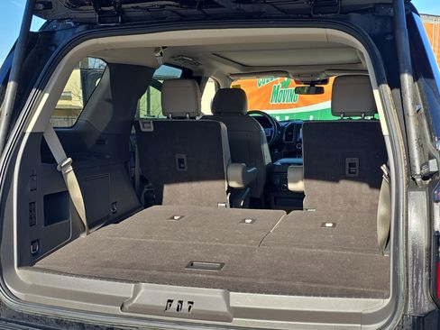 Used 2021 Ford Expedition Limited image 24