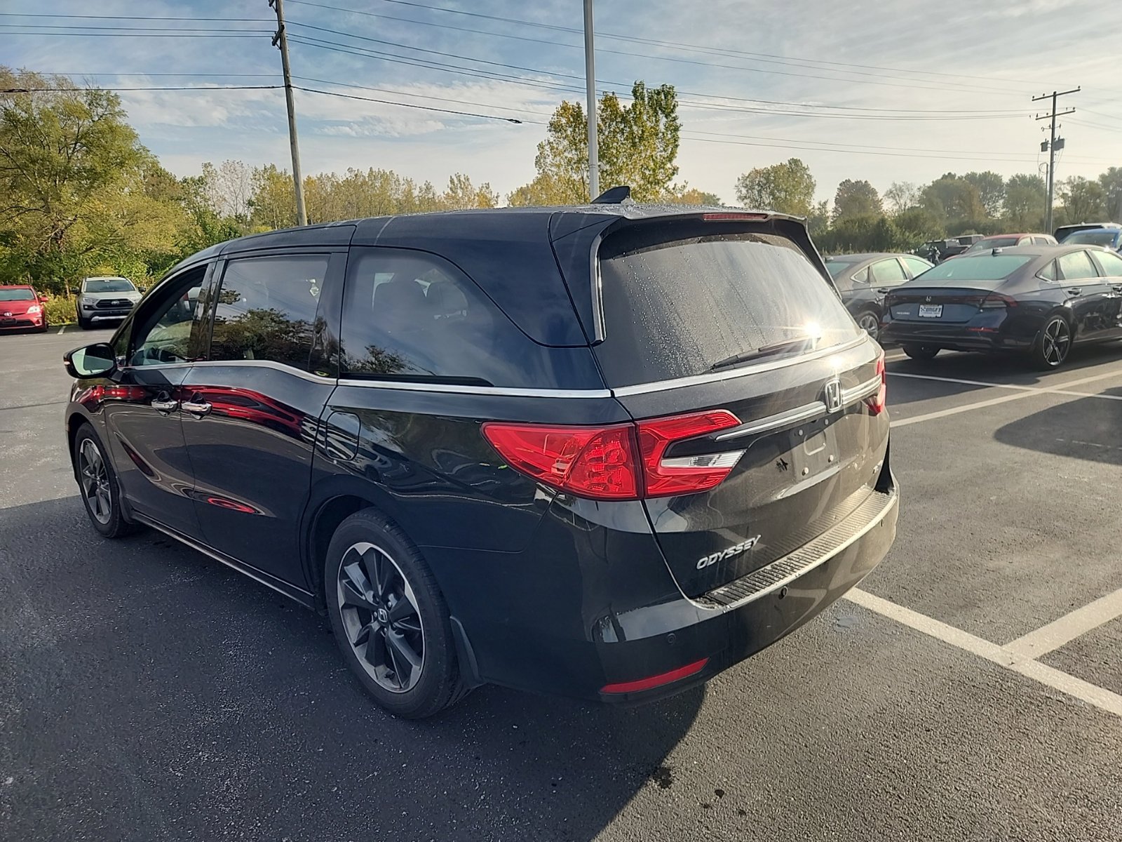 Used 2022 Honda Odyssey Elite image 4