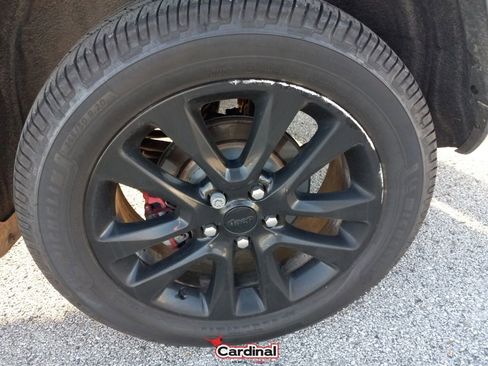 Used 2018 Jeep Grand Cherokee Altitude image 14