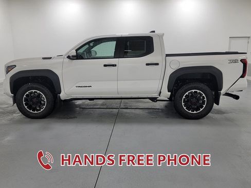 New 2026 Toyota Tacoma TRD Off-Road AWD/4WD image 4