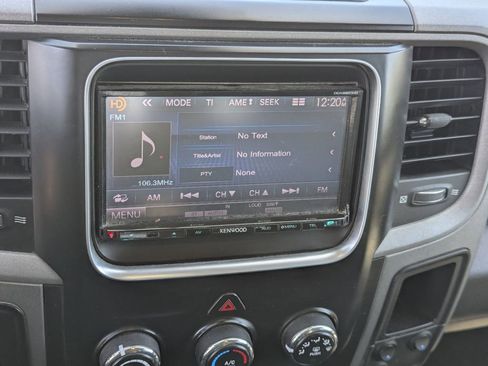 Used 2014 RAM 1500 ST w/ SXT Appearance Group AWD/4WD image 16