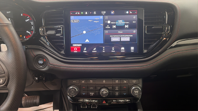 Used 2025 Dodge Durango GT AWD/4WD image 11