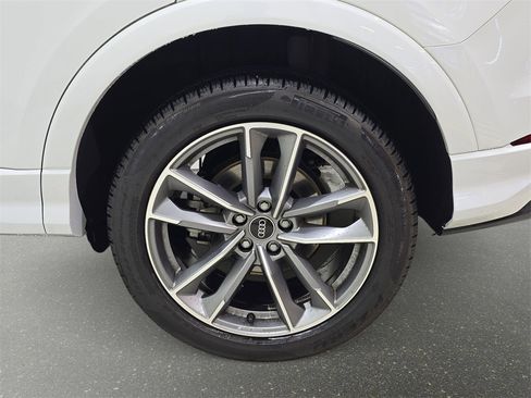 Certified 2024 Audi Q3 2.0T Premium Plus image 34