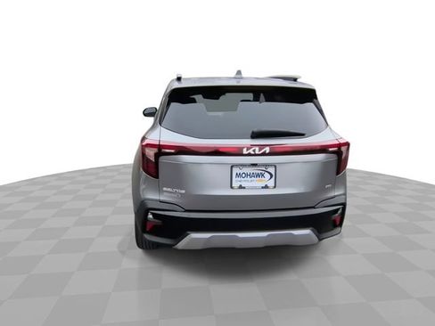 Used 2024 Kia Seltos S image 7