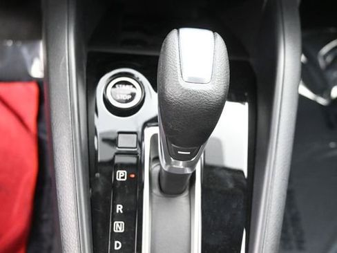 New 2025 Nissan Versa SR w/ Trunk Package image 17