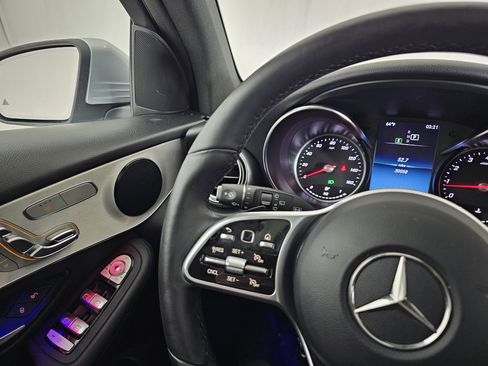 Certified 2022 Mercedes-Benz GLC 300 4MATIC w/ Premium Package Lite image 38