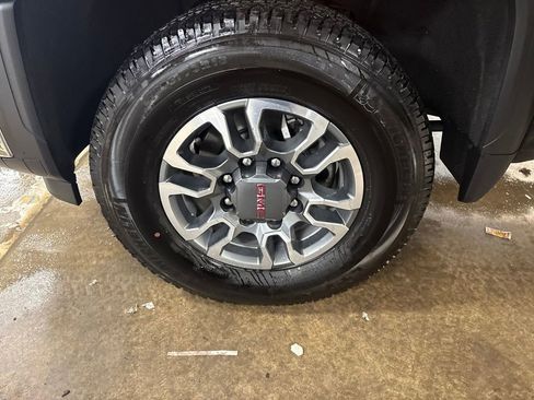 Certified 2024 GMC Sierra 2500 SLE w/ SLE Value Package; image 10