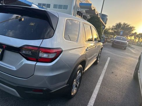 Certified 2023 Honda Pilot EX-L image 5