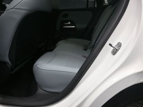 Used 2026 Mercedes-Benz GLA 250 image 21