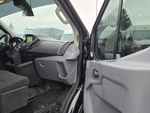 Used 2018 Ford Transit 350 XLT image 10