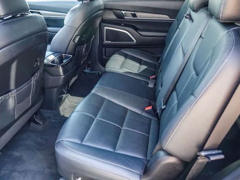 Used 2021 Kia Telluride EX FWD image 17