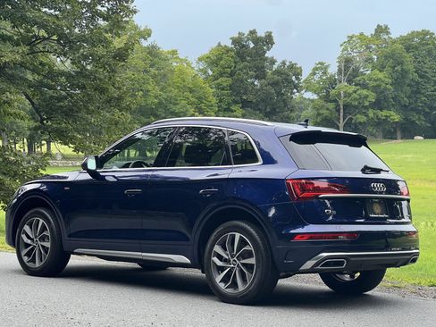 Used 2022 Audi Q5 2.0T Premium Plus w/ Premium Plus Package AWD/4WD image 11