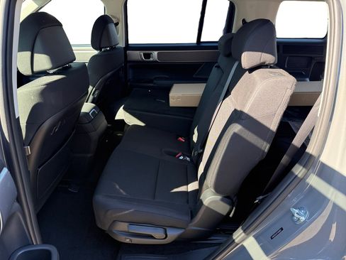 New 2026 Hyundai Santa Fe SE image 16