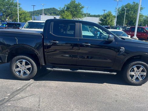 Used 2025 Ford Ranger XLT w/ Equipment Group 301A High AWD/4WD image 4