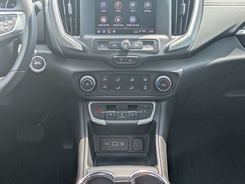 Used 2024 GMC Terrain SLE w/ Elevation Edition FWD image 19