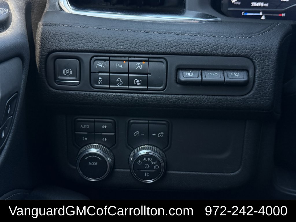 Used 2023 GMC Yukon XL Denali AWD/4WD image 25