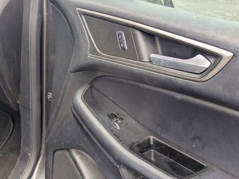 Used 2015 Ford Edge SEL w/ Equipment Group 201A FWD image 35
