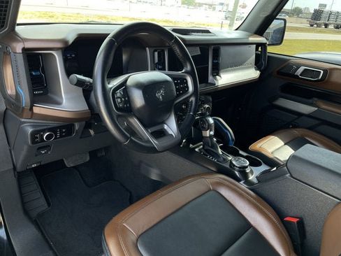 Used 2023 Ford Bronco Outer Banks AWD/4WD image 12