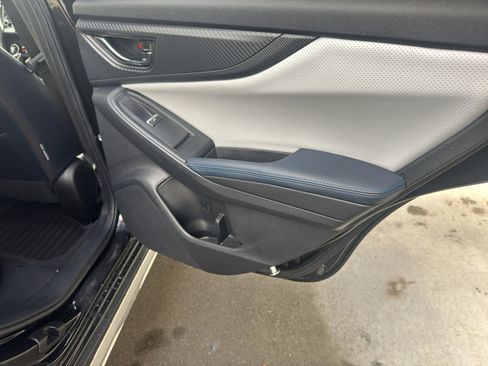 Used 2019 Subaru Crosstrek Hybrid w/ Moonroof Package w/Navigation image 16